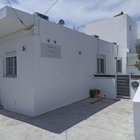 Tzoka'S Apartments Adamantas  Zewnętrze zdjęcie