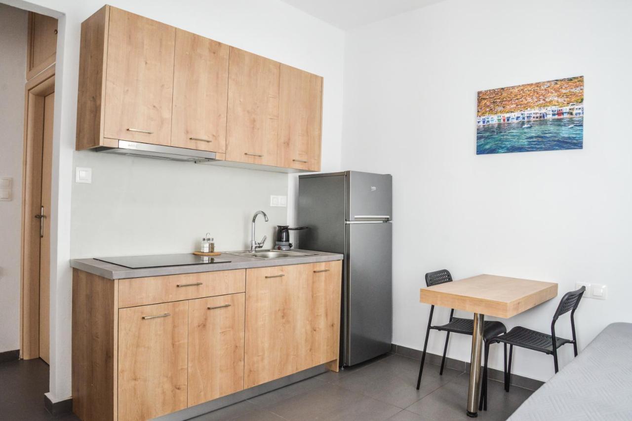 Tzoka'S Apartments Adamantas  Zewnętrze zdjęcie