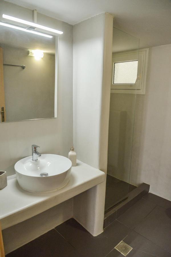 Tzoka'S Apartments Adamantas  Zewnętrze zdjęcie