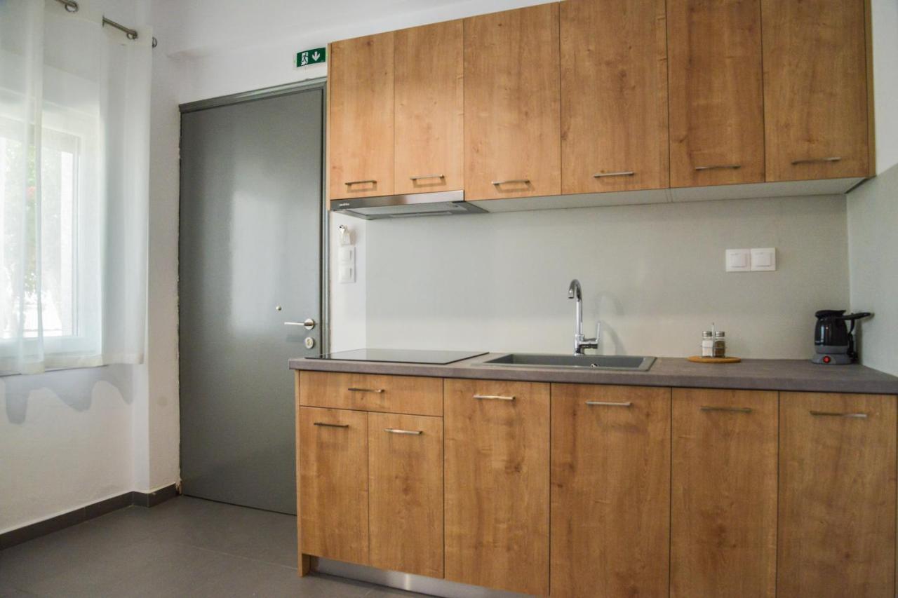 Tzoka'S Apartments Adamantas  Zewnętrze zdjęcie